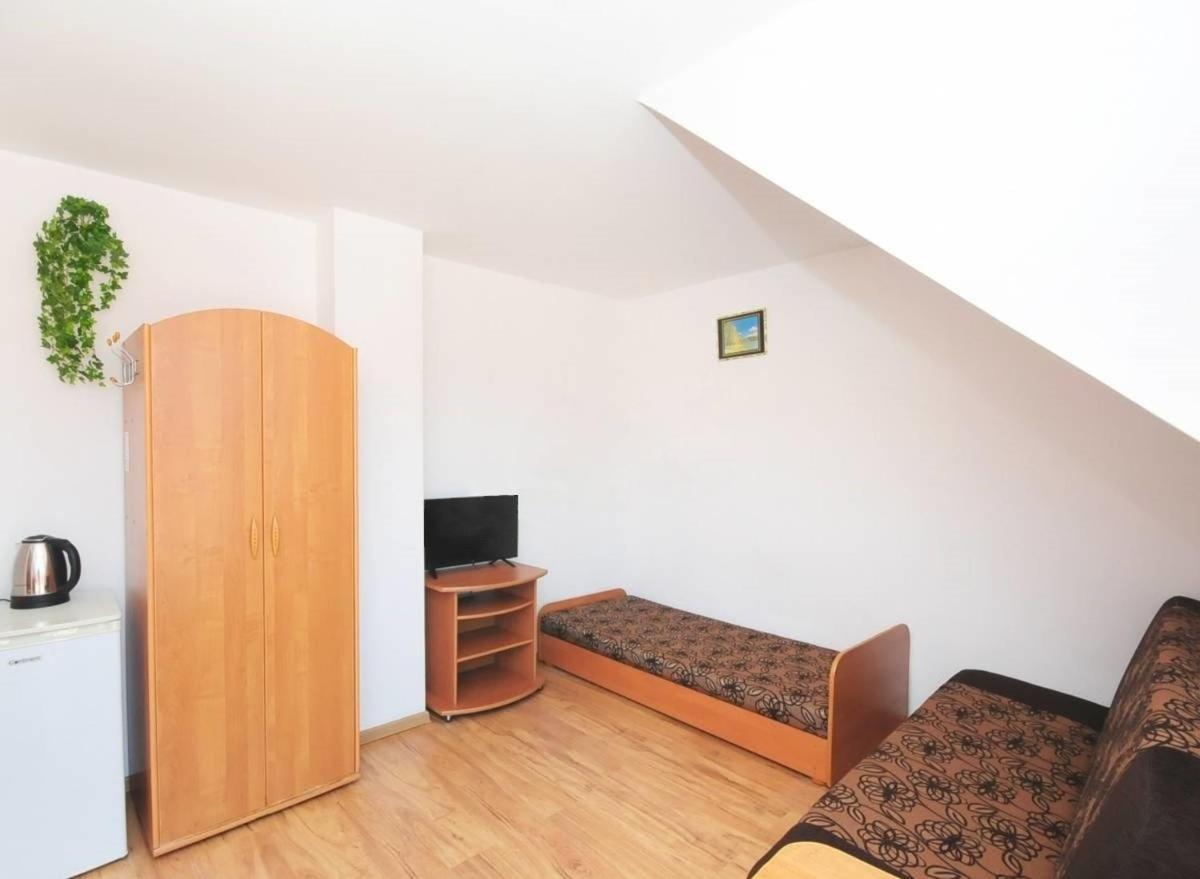 U Gosi Hotel Jarosławiec Exterior foto
